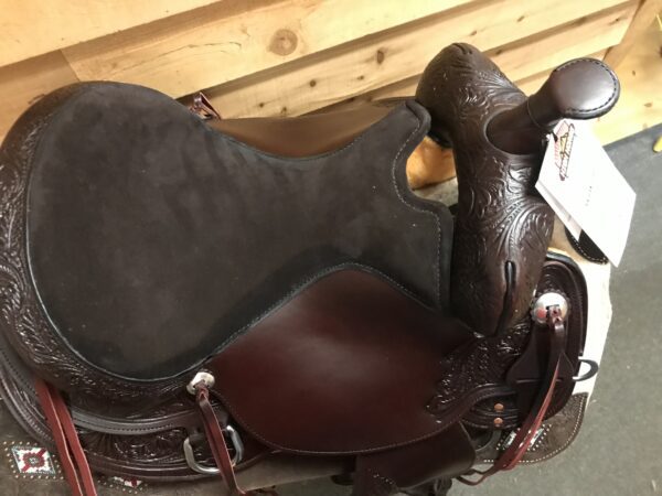 SOLD! High Horse 6808 Oyster Creek 16" Wide Fit Trail Saddle